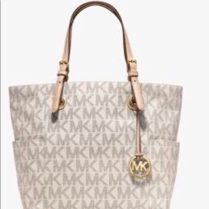 Vanilla Michael kors tote